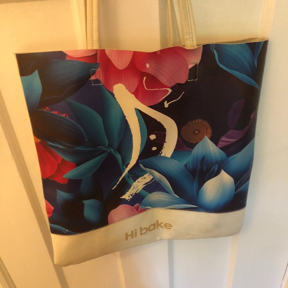 Hibake tote bag